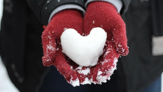 do-good-heart-in-hands